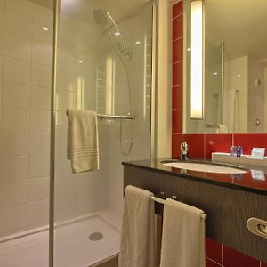 Superior Adjacent Room